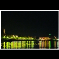 18459 058 2 Baveno bei Nacht Lago Maggiore Italien 2011.jpg